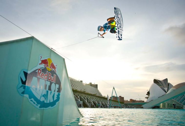 Andres Araya – Action